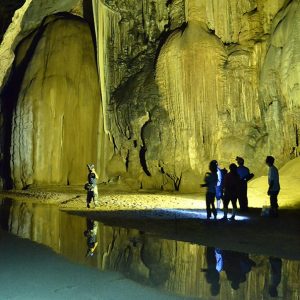 Underground River Paradise Cave - Phong Nha Private Car