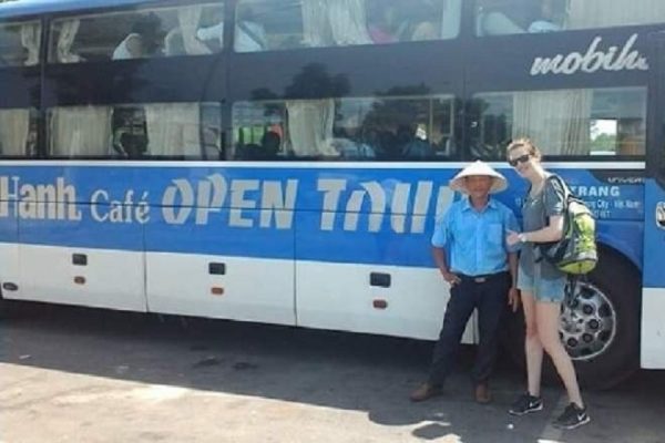 Hanh Cafe Da Nang Bus - Phong Nha Private Car