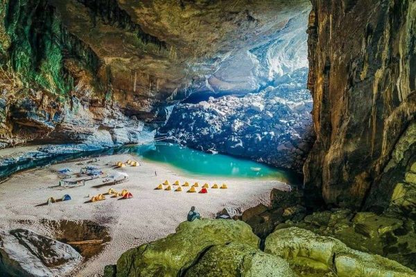 Hang En Adventure Cave Camp-Phong Nha Private Car