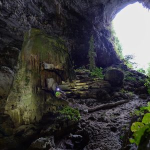 Hang Tien Cave Vietnam - Phong Nha Private Car