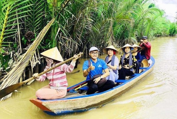 Vietnam Tour Package 20 Days-Phong Nha Private Car