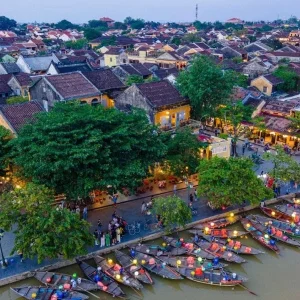 Hoi An to Laguna Lang Co Limousine - Phong Nha Private Car