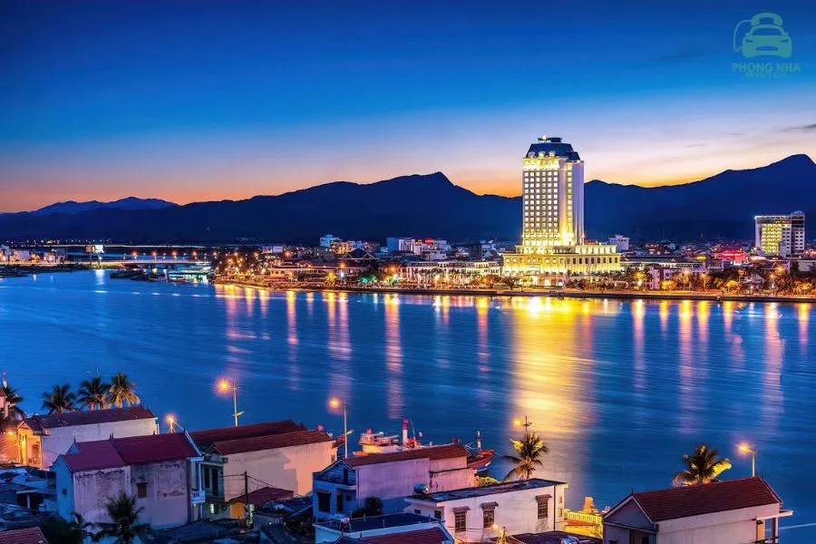 Da Nang To Dong Hoi Luxury Car Transfer - Phong Nha Private Car