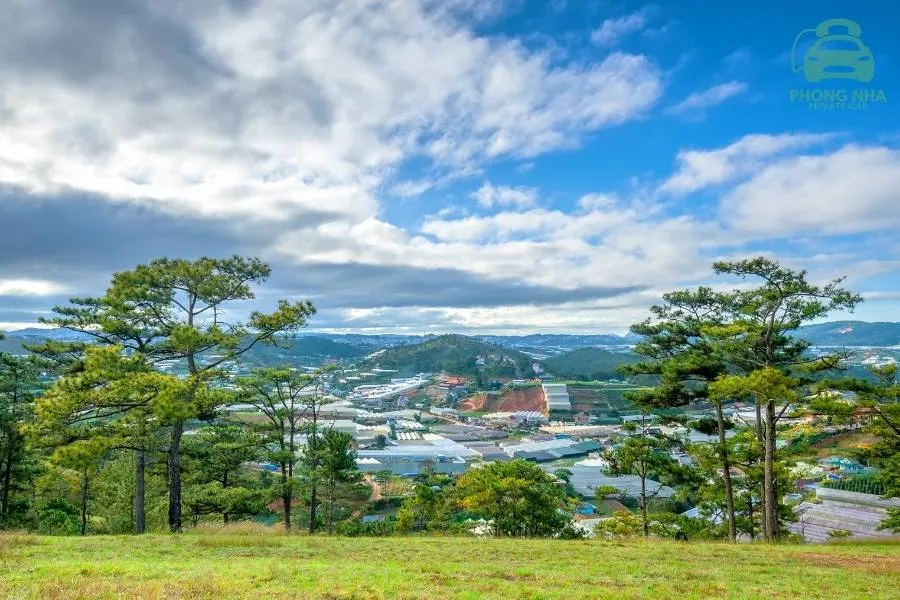 Hoi An To Dalat By Luxury Car - Phong Nha Private Car